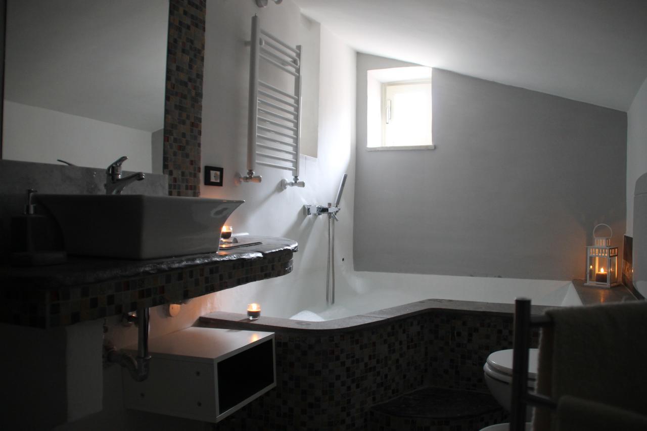 Antica Corte Del Castello Fiano Romano Kültér fotó